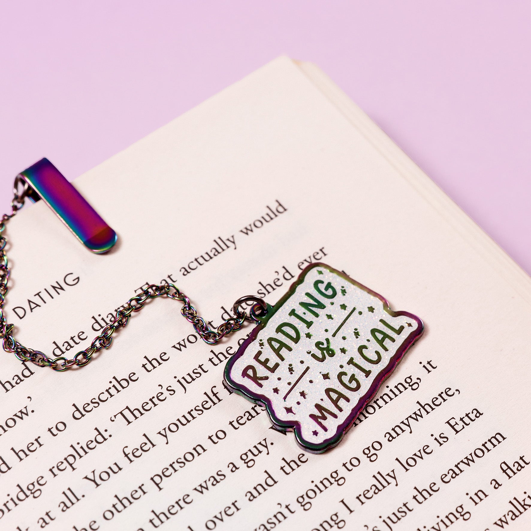 reading chain bookmark 